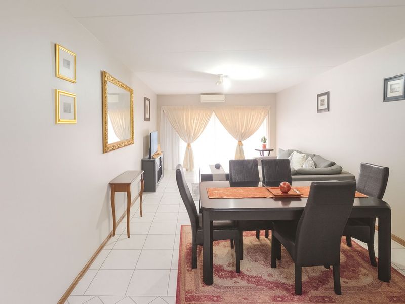 Apartment For Sale in New Redruth - Photo 2