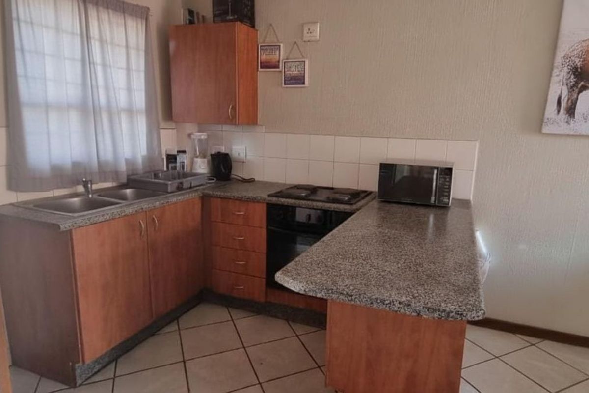 Apartment For Sale in Honeypark - Photo 3