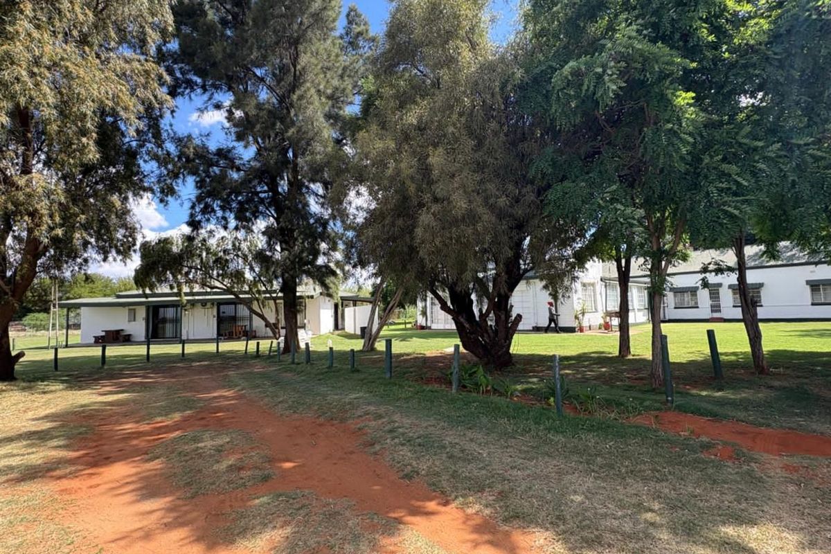 Farm For Sale in Roodepan - Photo 3