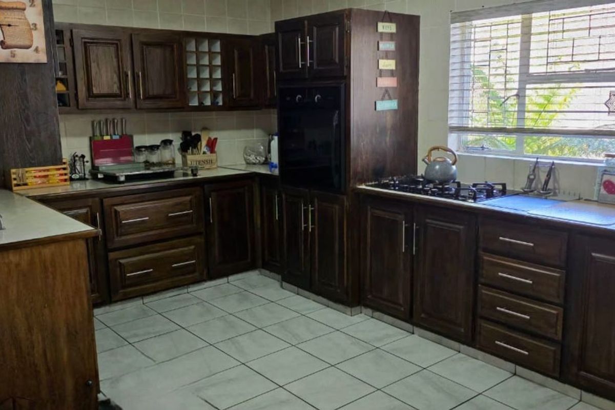 House For Sale in Secunda Central - Photo 3