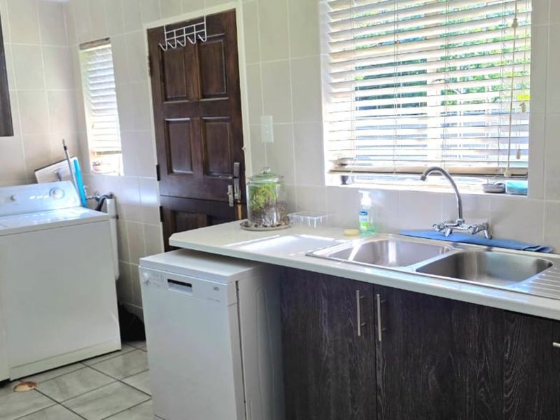 House For Sale in Secunda Central - Photo 5