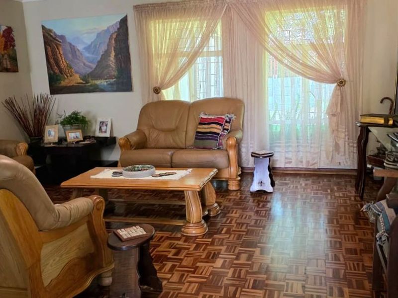 House For Sale in Secunda Central - Photo 6