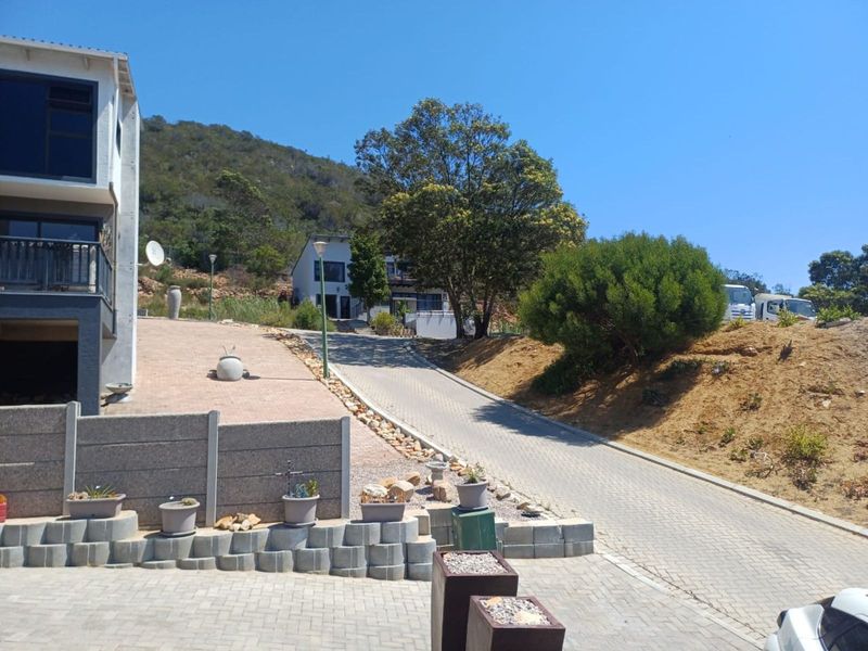 House For Sale in Island View - Photo 5