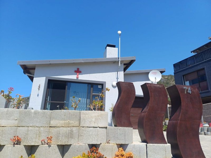 House For Sale in Island View - Photo 9