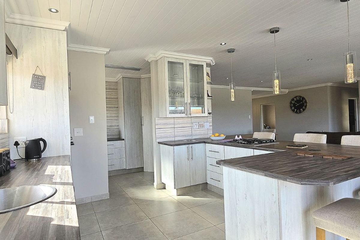 House To Rent in Reebok - Photo 4