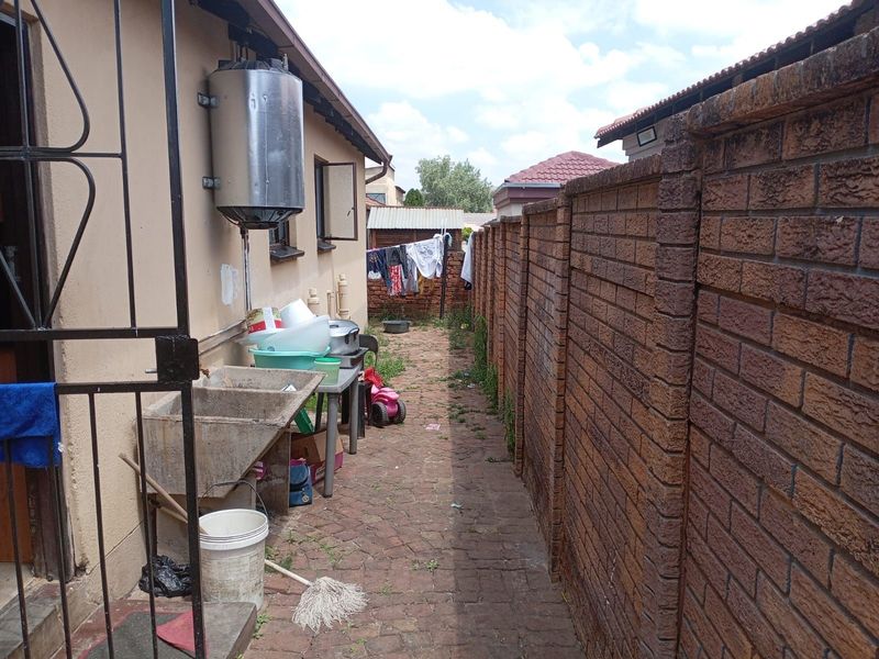 House For Sale in Danville - Photo 9