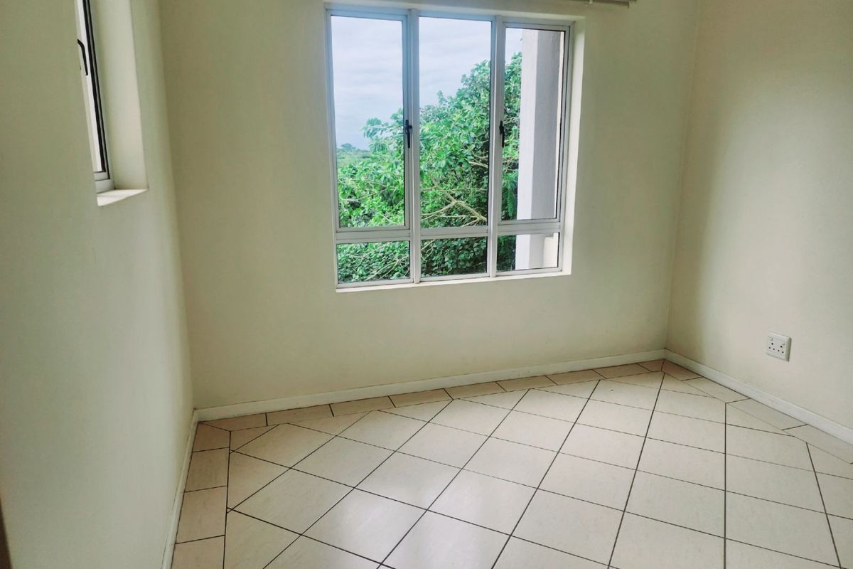 Apartment For Sale in Sheffield Beach - Photo 5