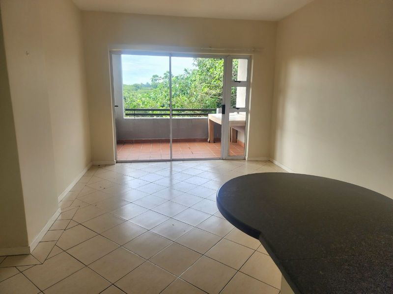 Apartment For Sale in Sheffield Beach - Photo 2