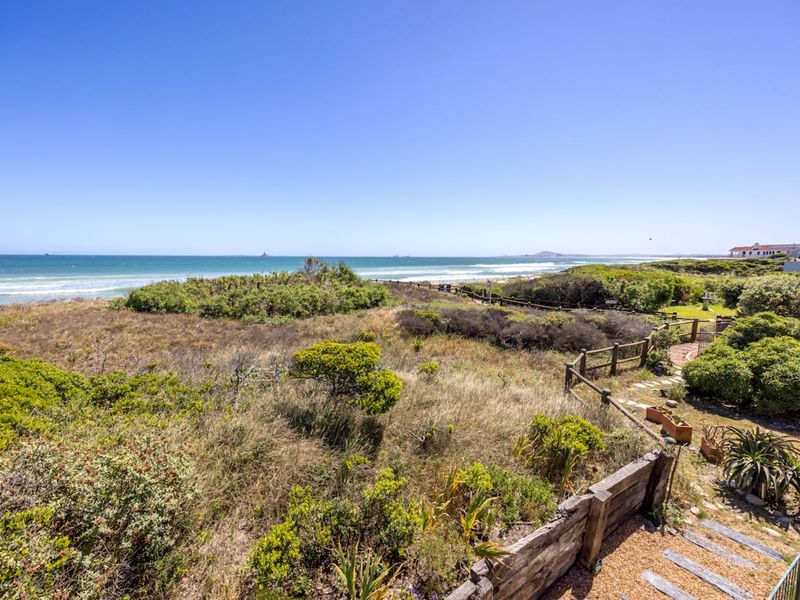 House For Sale in Woodbridge Island - Photo 7