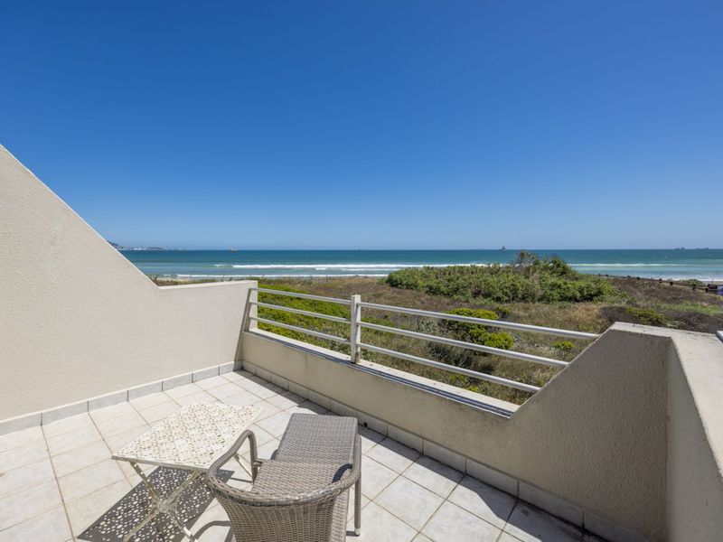 House For Sale in Woodbridge Island - Photo 3