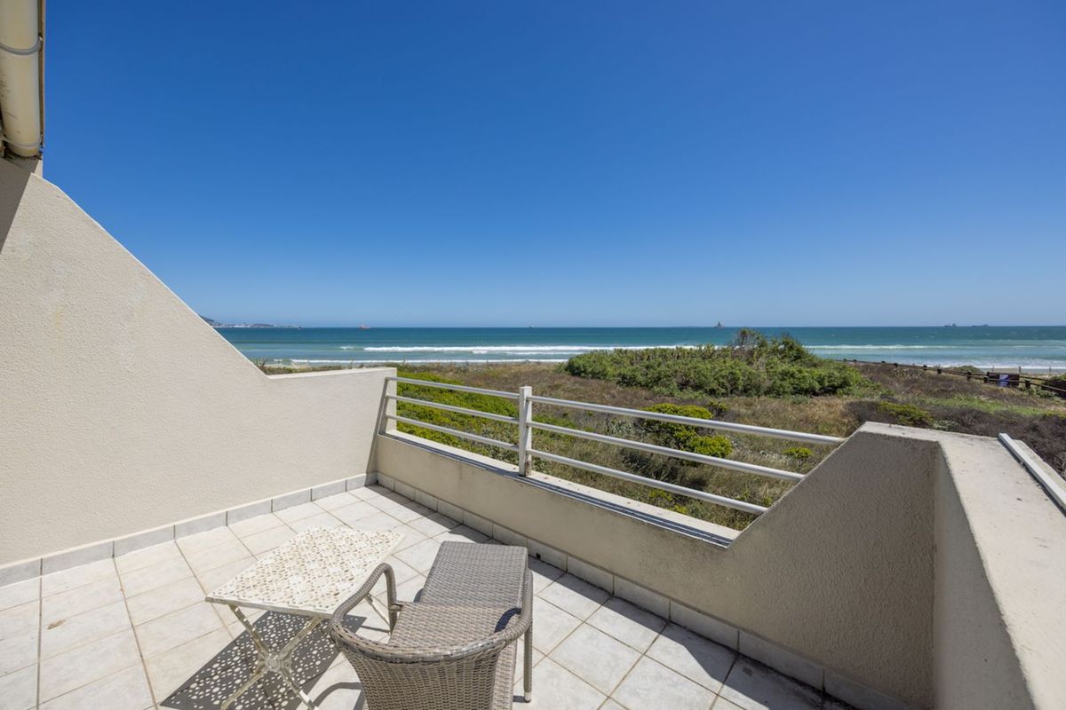 House For Sale in Woodbridge Island - Photo 3