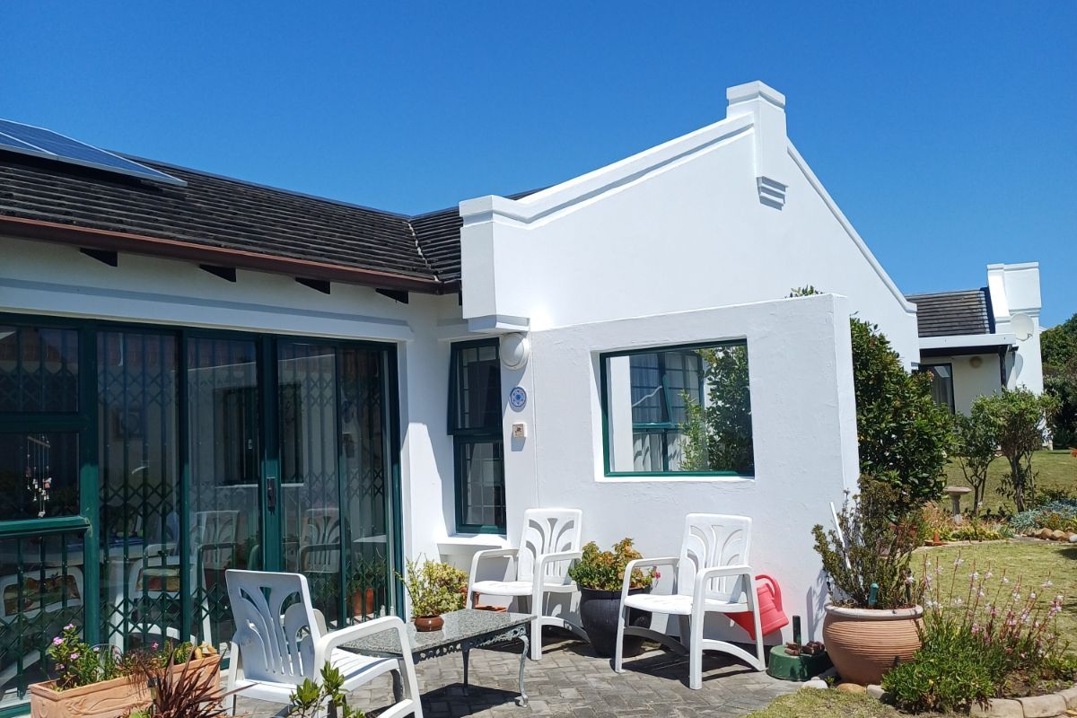 House For Sale in St Francis Bay Village - Photo 4