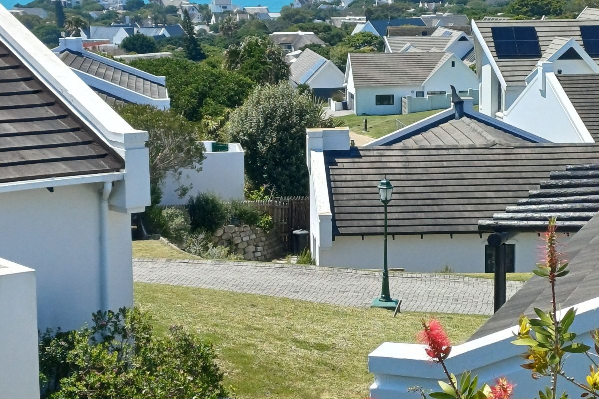 House For Sale in St Francis Bay Village - Photo 2