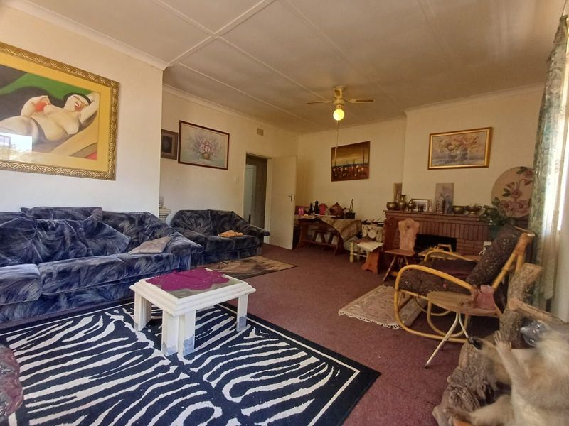 House For Sale in Stilfontein Ext 1 - Photo 3