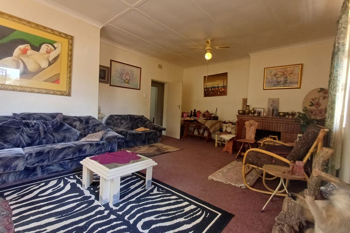 House For Sale in Stilfontein Ext 1 - Photo 3