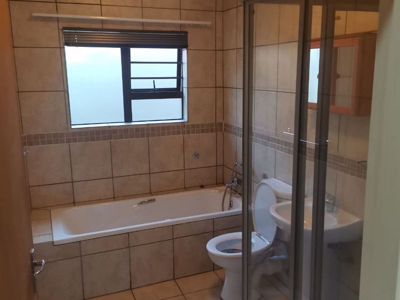 Townhouse For Sale in Kuruman Central - Photo 9