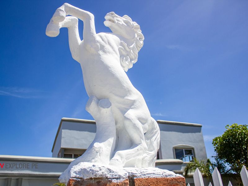 House For Sale in Summerstrand - Photo 3