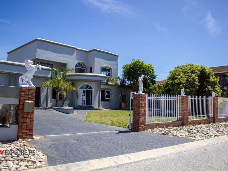 House For Sale in Summerstrand - Photo 4