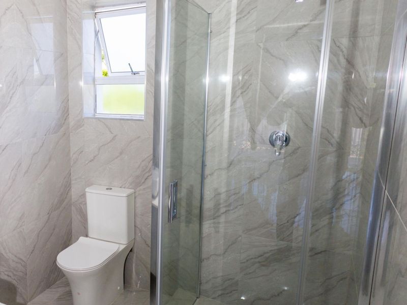 House For Sale in Summerstrand - Photo 8