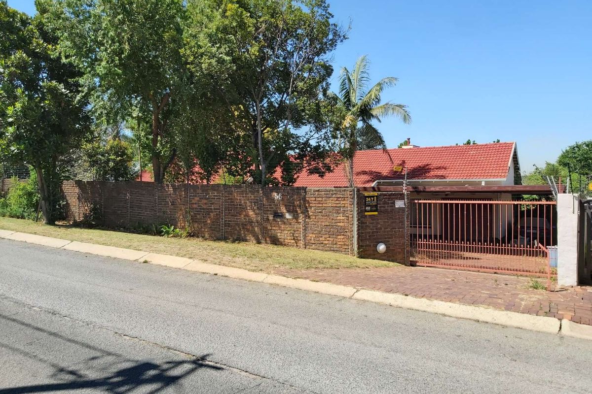 House For Sale in Parkmore - Photo 3