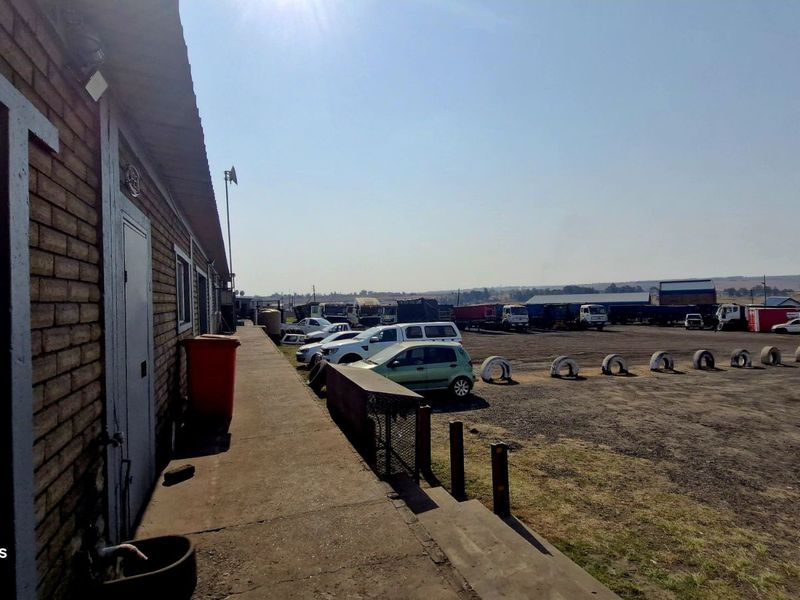 Retail For Sale in Naauwpoort - Photo 5