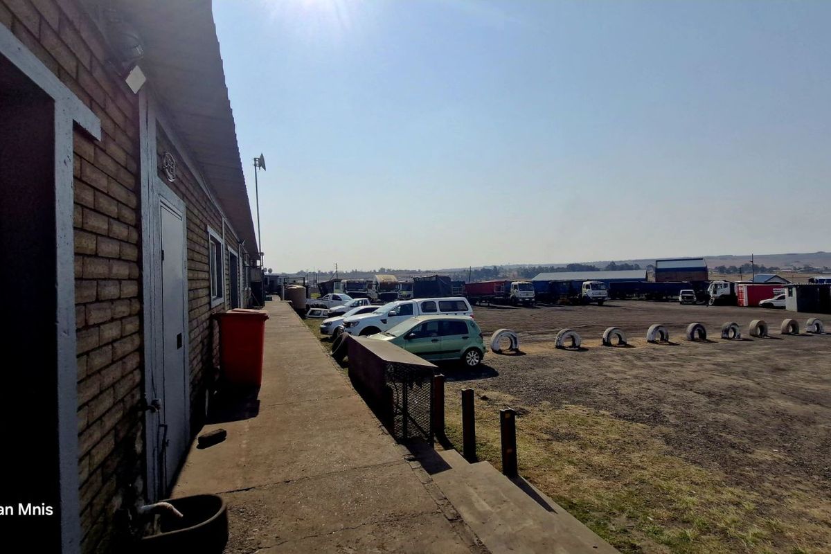 Retail For Sale in Naauwpoort - Photo 5