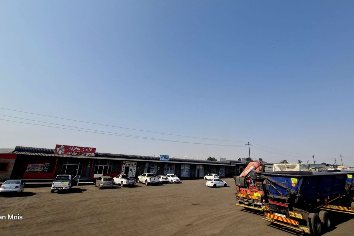 Retail For Sale in Naauwpoort - Photo 2