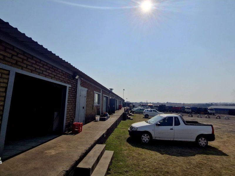 Retail For Sale in Naauwpoort - Photo 3