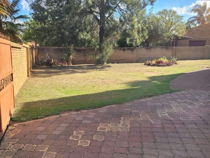 House For Sale in Reyno Ridge - Photo 3