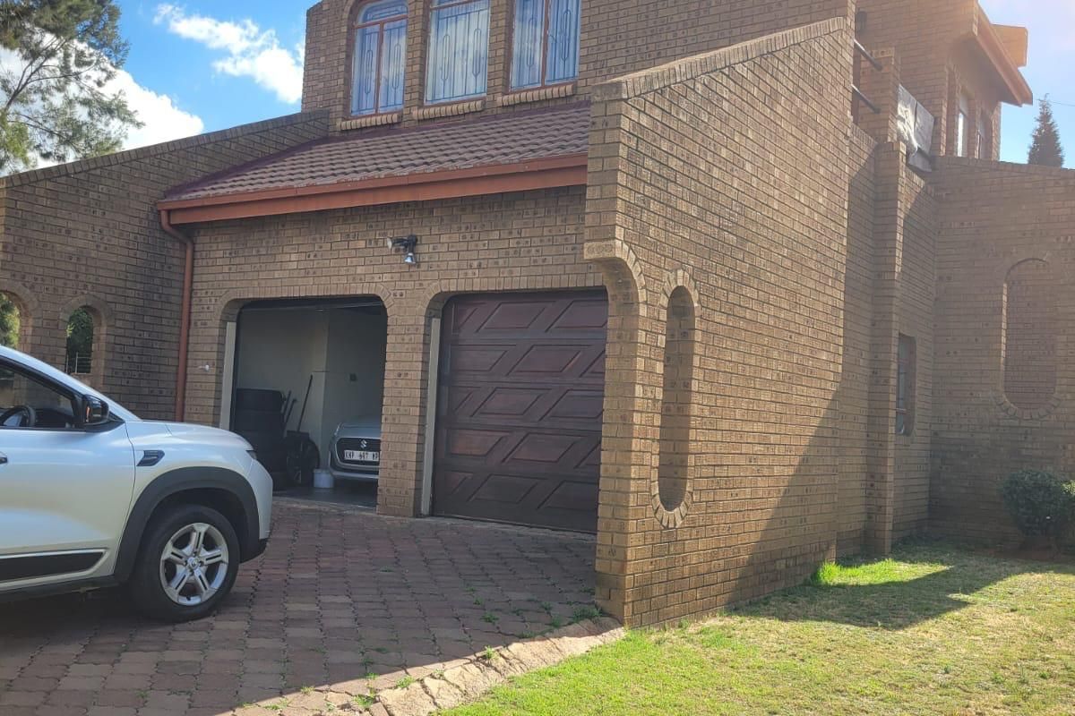 House For Sale in Reyno Ridge - Photo 5