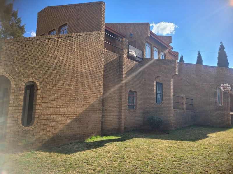 House For Sale in Reyno Ridge - Photo 9