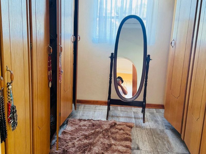 House For Sale in Reyno Ridge - Photo 10