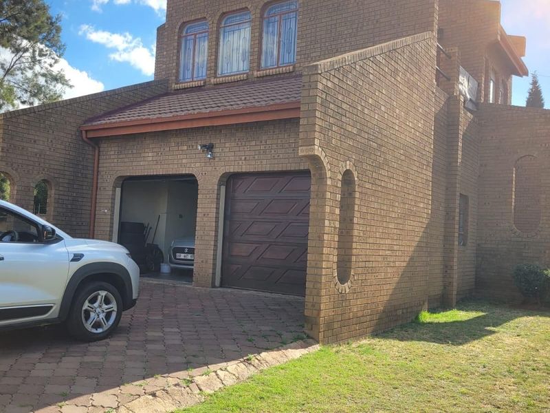 House For Sale in Reyno Ridge - Photo 7