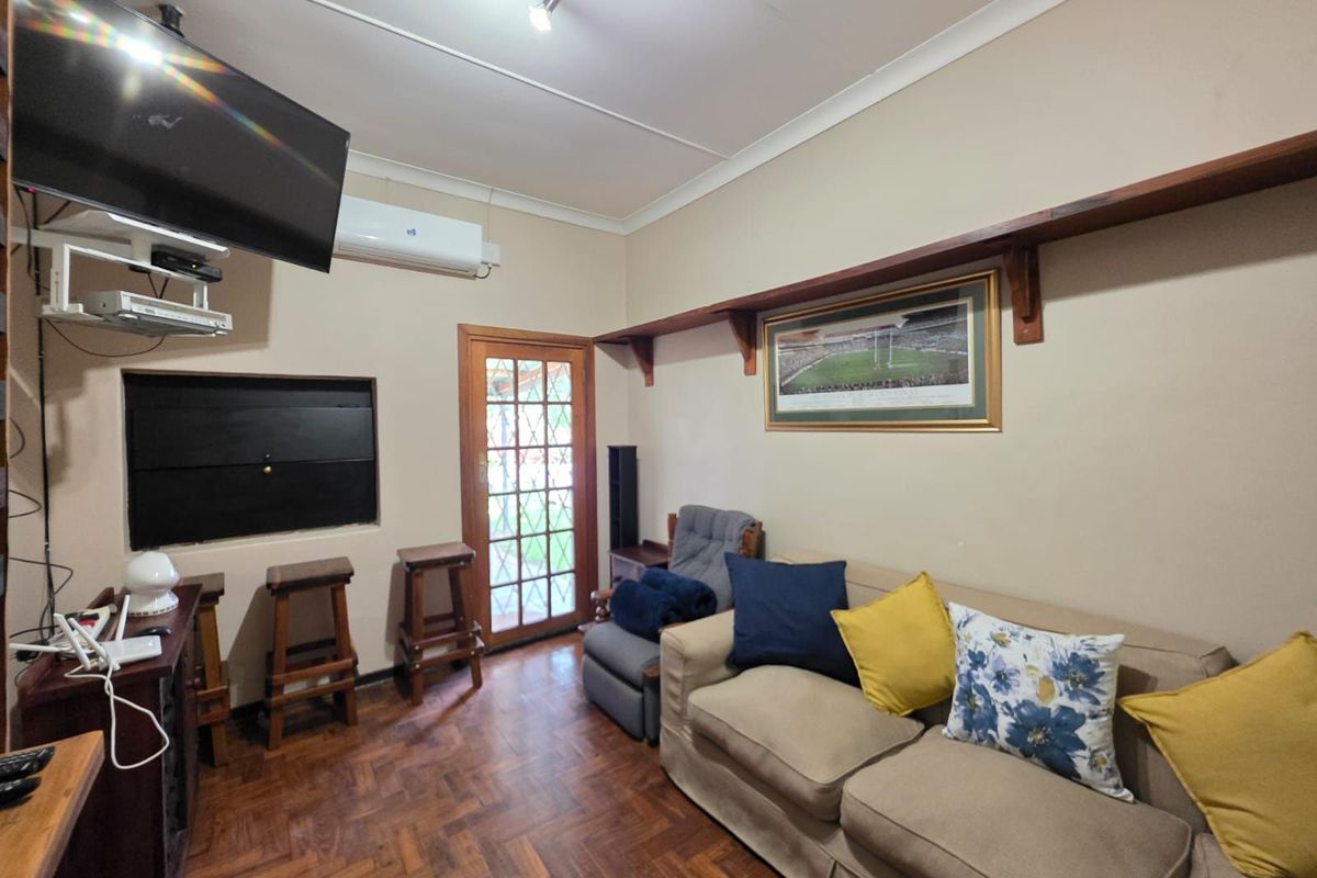 House For Sale in Hadison Park - Photo 4