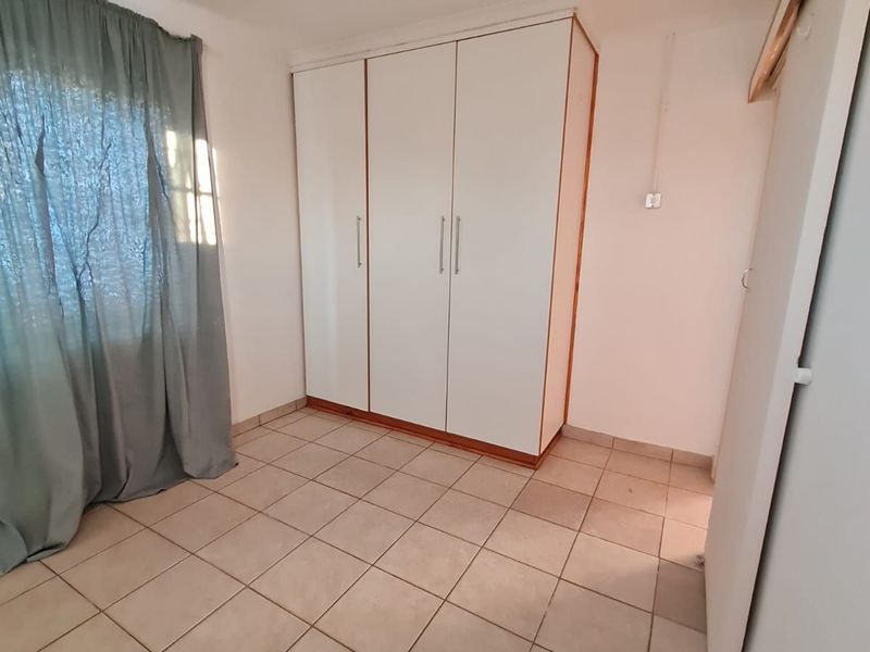 House For Sale in Floors - Photo 7