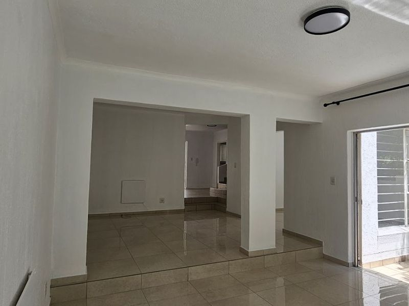 Cluster For Sale in Bryanston - Photo 6