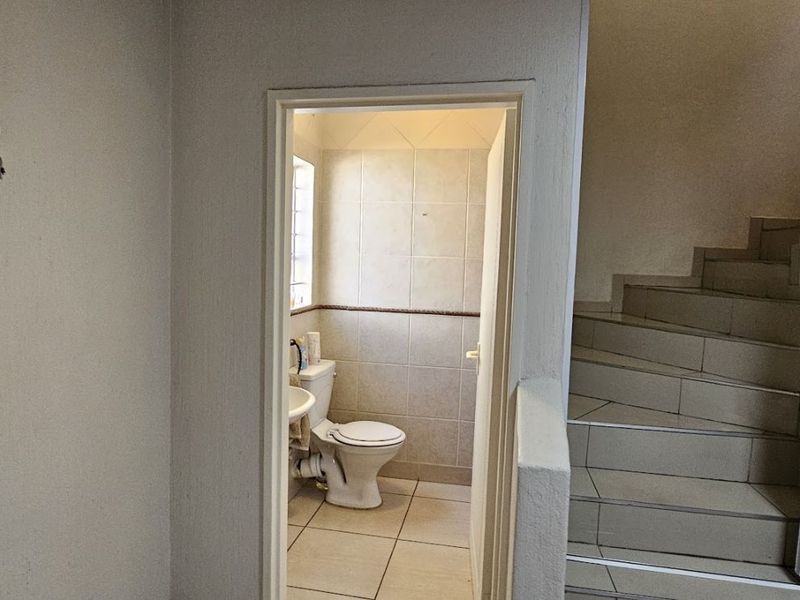 Cluster For Sale in Bryanston - Photo 10