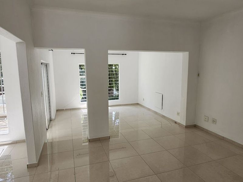 Cluster For Sale in Bryanston - Photo 5