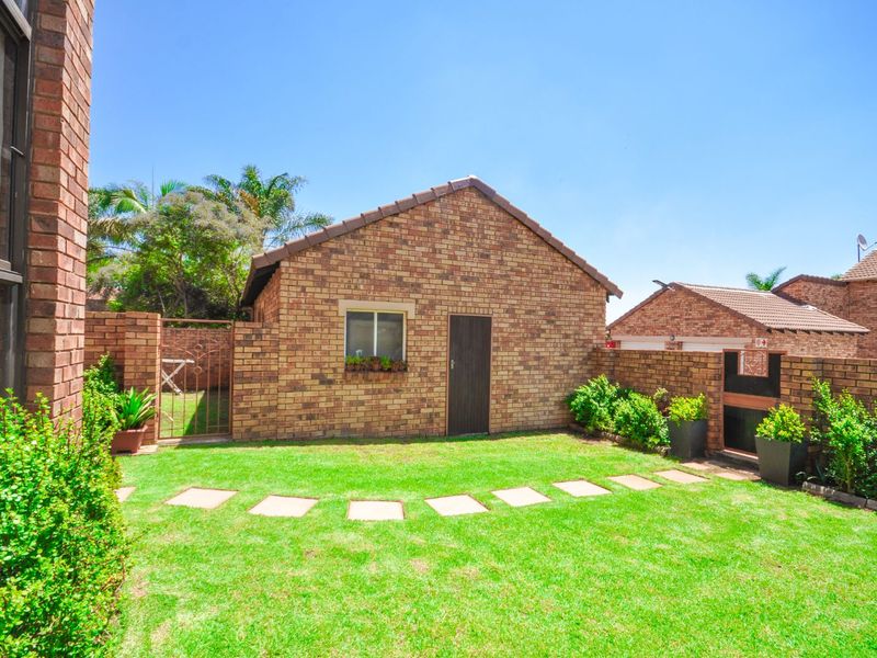 Apartment For Sale in Mooikloof Ridge - Photo 5