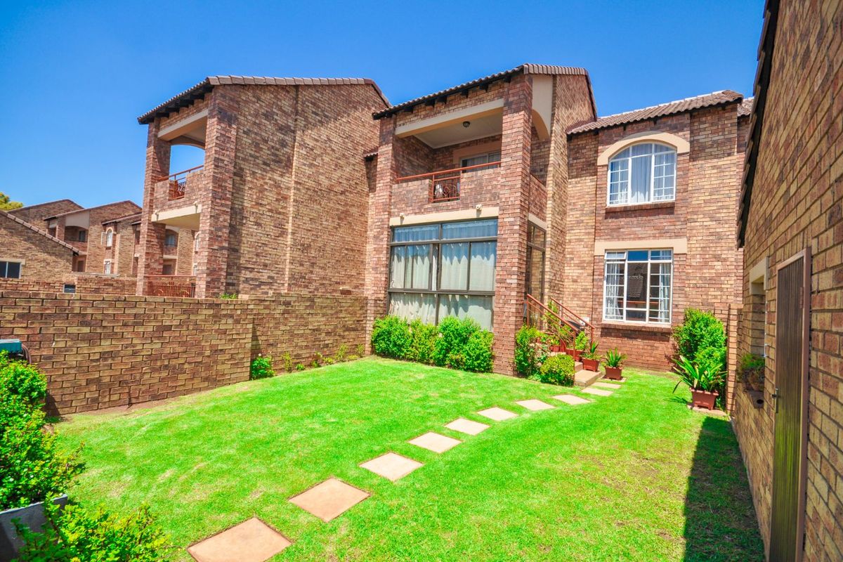 Apartment For Sale in Mooikloof Ridge - Photo 4