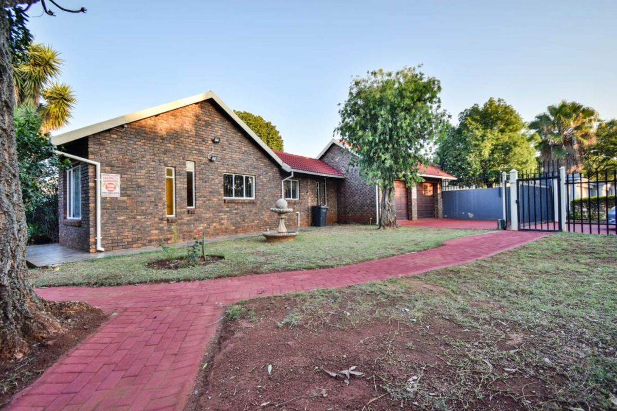 House For Sale in The Orchards - Photo 3