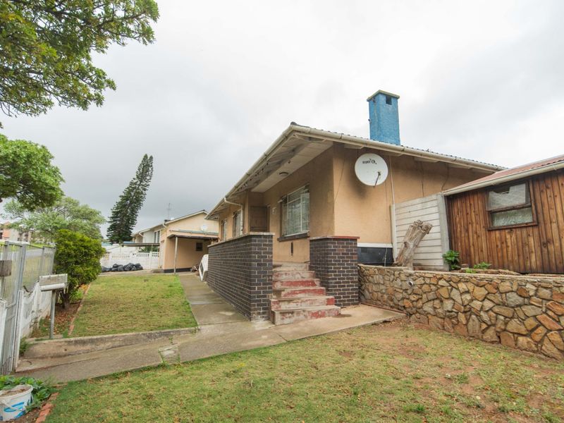 House For Sale in Newton Park - Photo 3