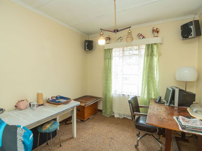 House For Sale in Newton Park - Photo 10