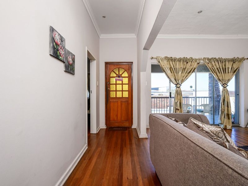 House For Sale in Korsten - Photo 9