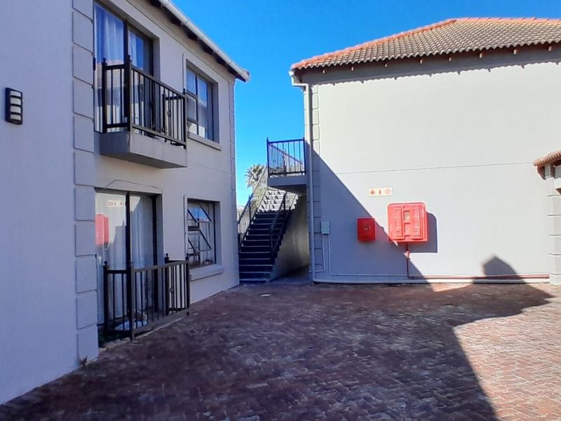 Apartment For Sale in George Central - Photo 4