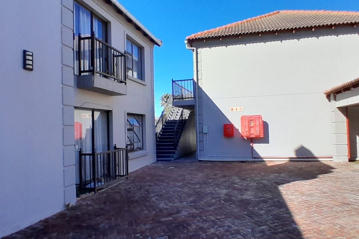 Apartment For Sale in George Central - Photo 4