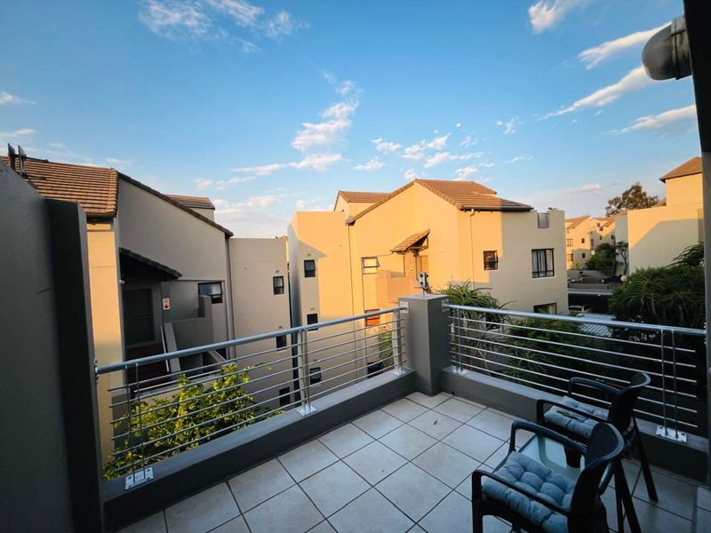 Apartment For Sale in Sunninghill - Photo 9