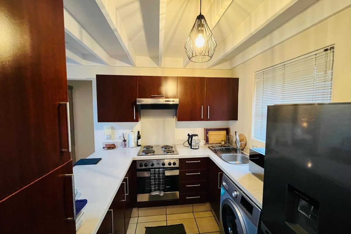 Apartment For Sale in Sunninghill - Photo 4