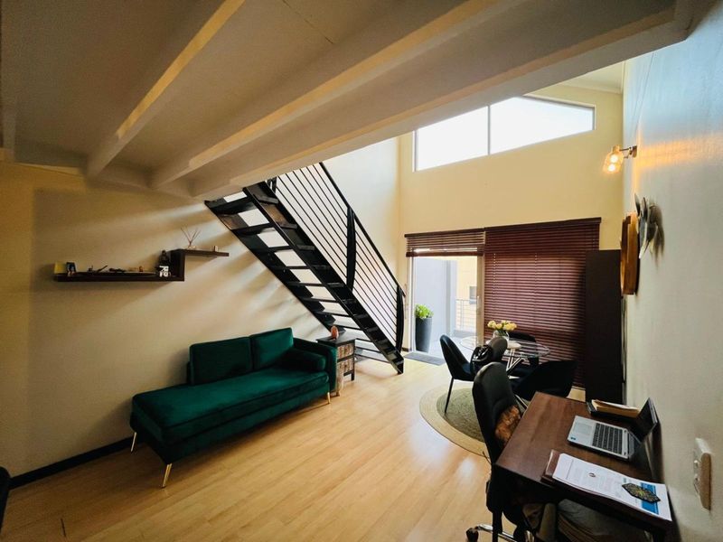 Apartment For Sale in Sunninghill - Photo 3