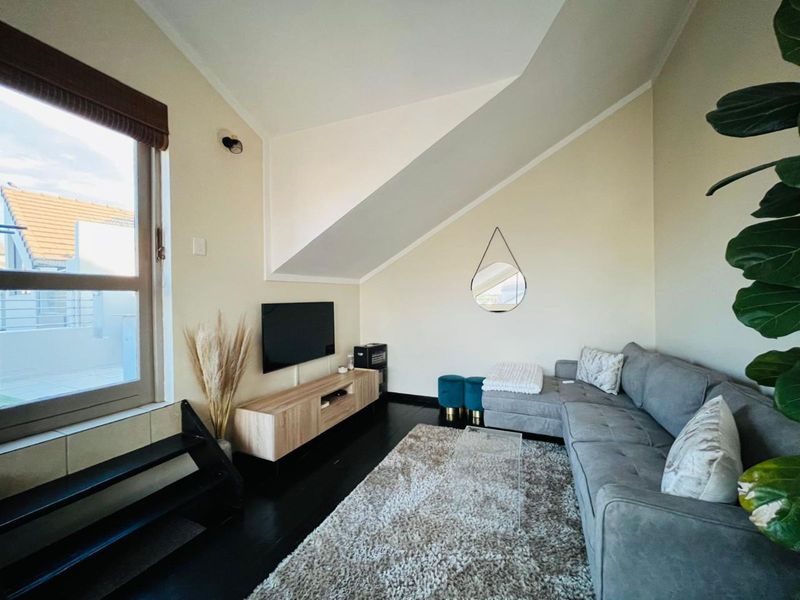Apartment For Sale in Sunninghill - Photo 10